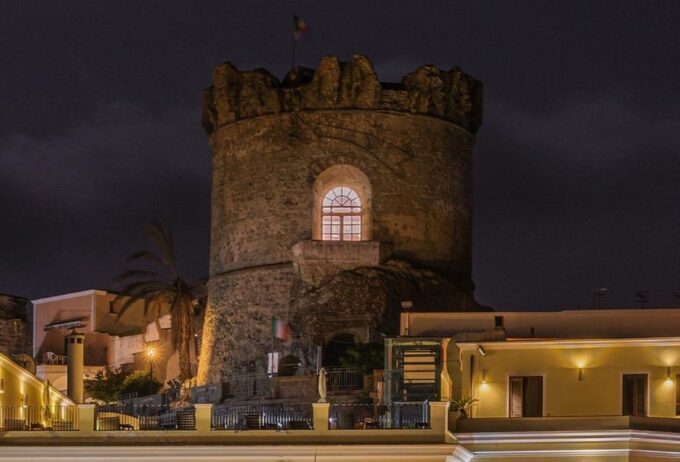 From Naples: Hydrofoil+Transfer to the Picturesque Forio - How to Book