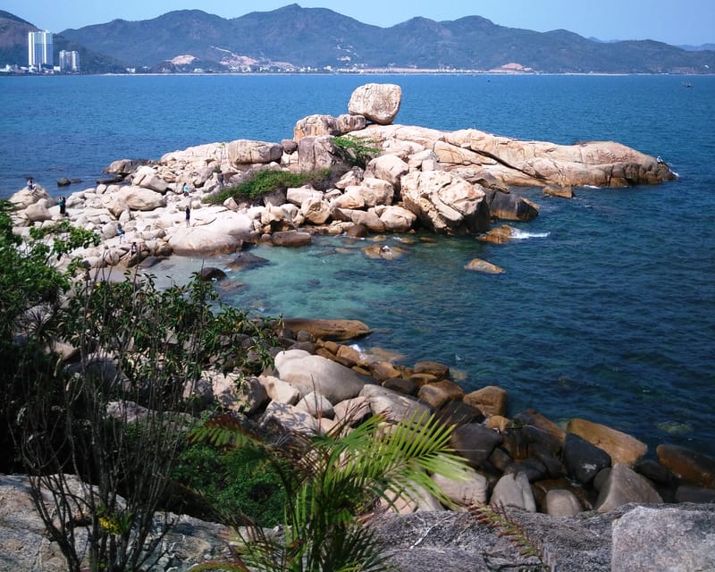 From Nha Trang: Visit 5 Most Beautiful Places In The City - Exploring Dam Market