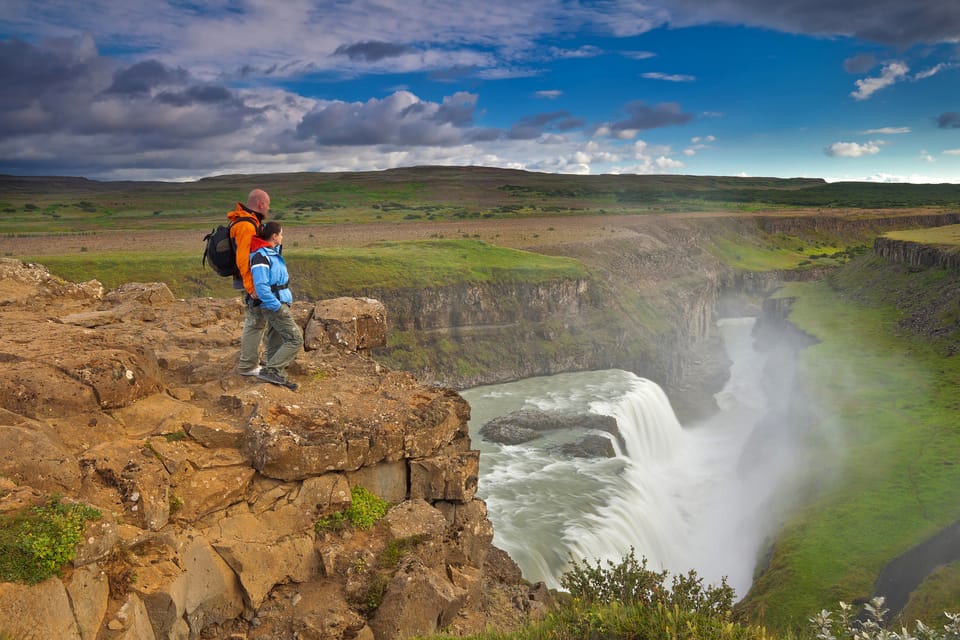 From Reykjavik: Golden Circle 8-Hour Private Tour - Lunch at Friðheimar Restaurant