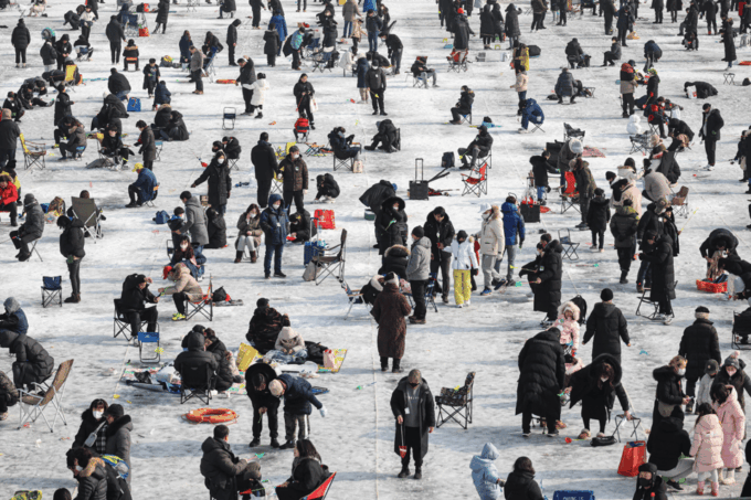 From Seoul: Hwacheon Ice Fishing and Lighting Festival Tour - Customer Reviews