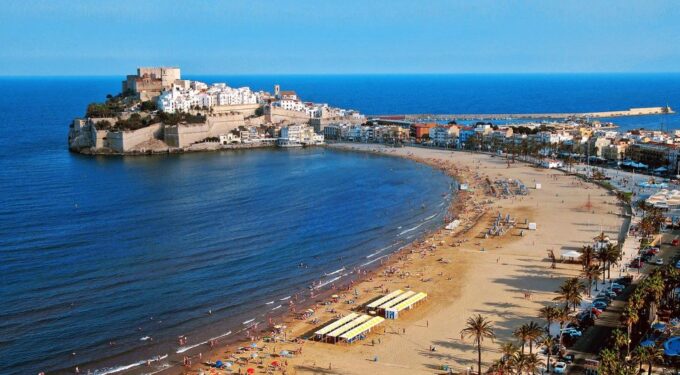 From Valencia: Peniscola Day Trip & Game of Thrones - Guided Tours