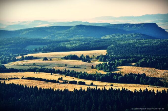From Wroclaw: Full-Day Stolowe Mountains Trekking Tour - Price and Booking Details