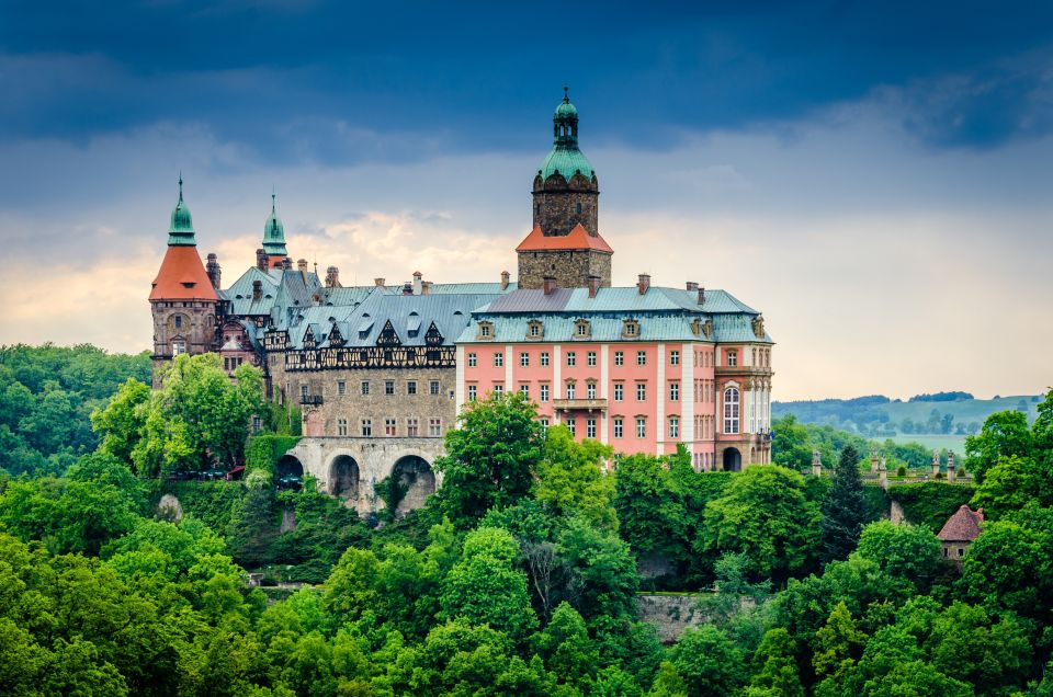 From Wrocław: Gross-Rosen and Książ Castle Private Tour - Experience the History