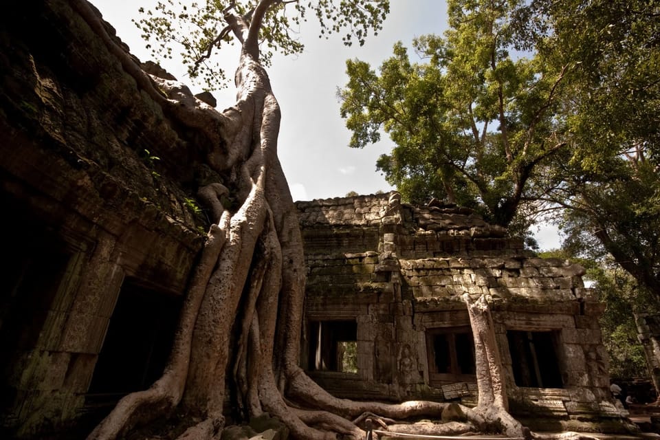 Full-Day Angkor Wat Join-In Group Guided Tour - Tips for Participants