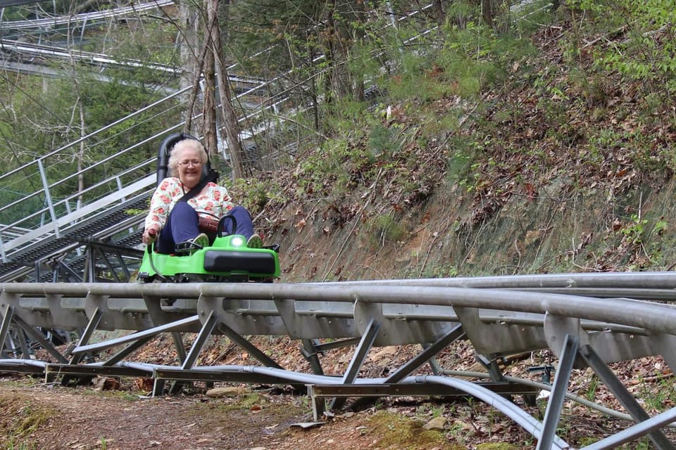 Gatlinburg: Moonshine Mountain Coaster Ride - Ride Specifications