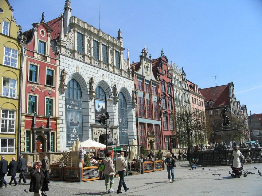 Gdansk Guided Tour for History Lovers 8 Hours - Meeting Point Details