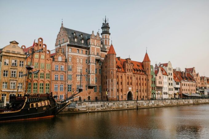 Gdansk: Private Old Town Tour - Historical Significance of Gdańsk