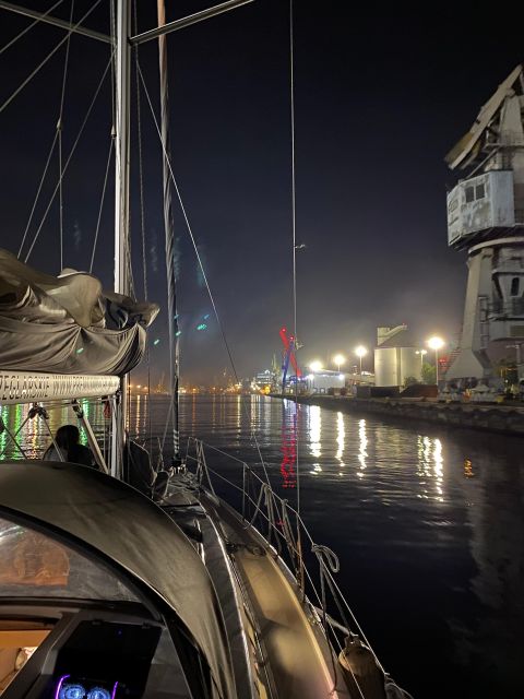 Gdansk: Scenic Evening Yacht Cruise With Prosecco - What to Expect on the Cruise