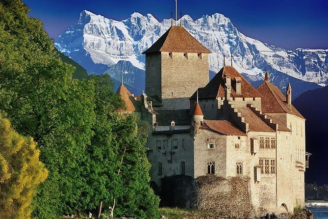 Geneva to Lausanne, Montreux and Château Chillon Private Tour - Swiss Riviera Experience