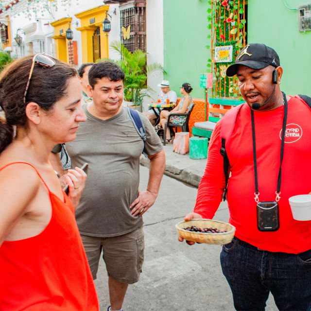 Getsemaní District at Night (With Dinner Included) - Booking and Cancellation Policy