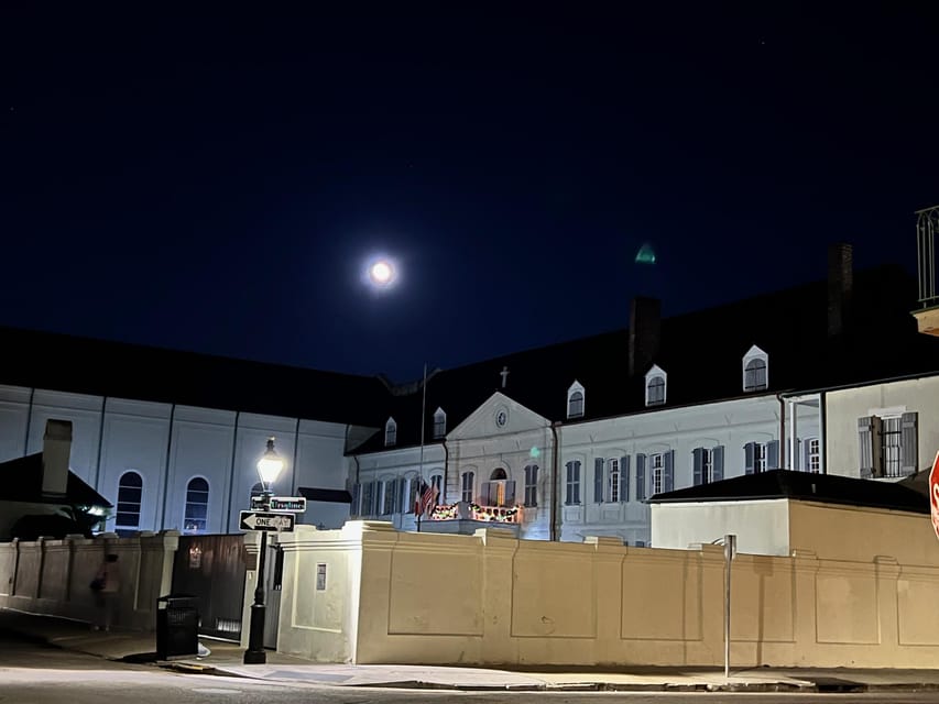 Ghosts of the French Quarter Walking Tour - Spooky Atmosphere of the Quarter