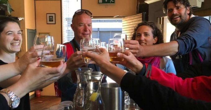 Glasgow: Walking Tour With Beer Tasting - Customer Reviews and Ratings