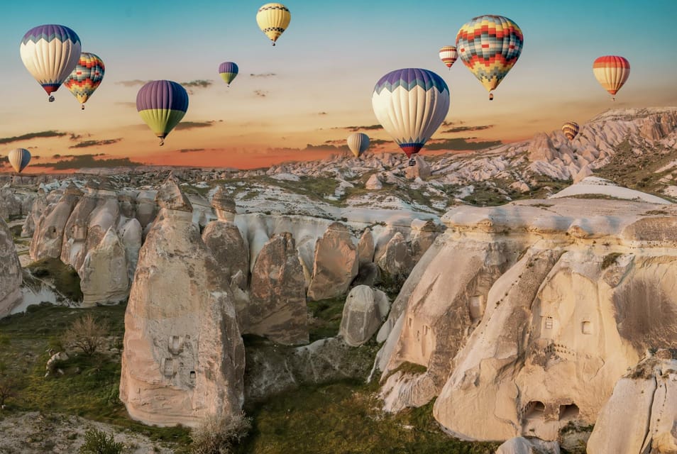 Göreme: Sunrise Göreme Valley Balloon Flight With Breakfast - Tips for a Great Experience