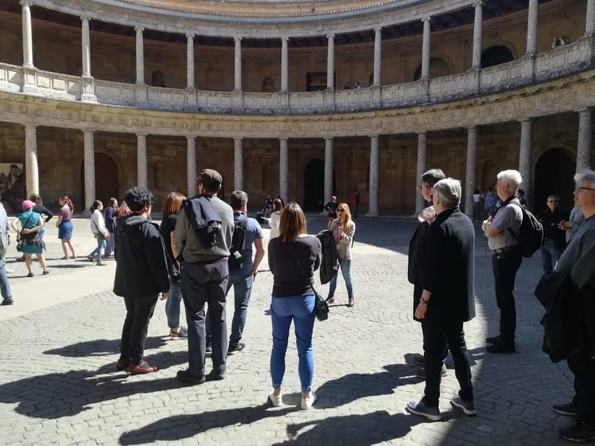 Granada: Alhambra and Albaicín Small Group Tour - Meeting Point and Access