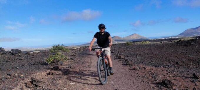 Guided Ebike Tour Among the Volcanoes of Lanzarote - Customer Feedback