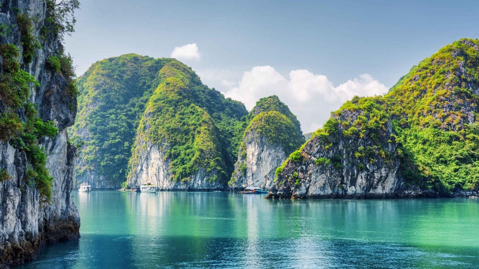 Ha Long Day Cruise With Limousine Transfer - Important Meeting Information