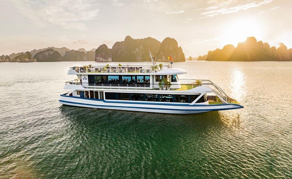 Ha Noi : Ha Long Bay 5-Star Cruise With Kayak & Buffet Lunch - Important Considerations