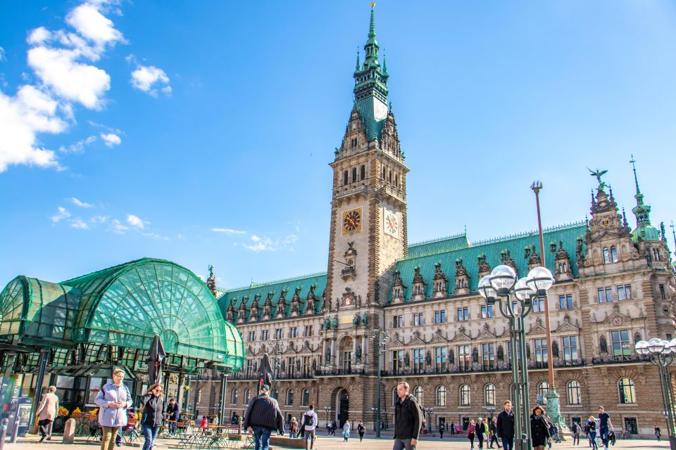 Hamburg: Private Architecture Tour With a Local Expert - Hanseatic League Impact