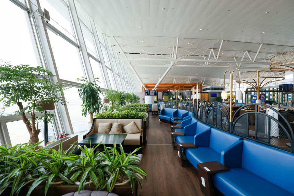 HAN Hanoi Airport: Song Hong Premium Lounge & Bar Terminal 2 - Booking Process