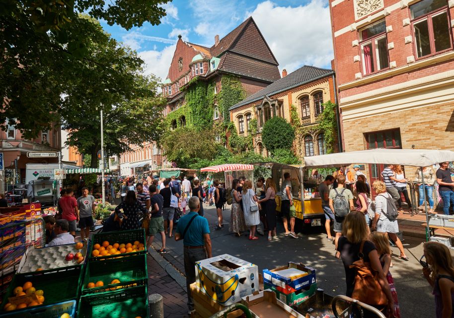 Hanover: Guided Walking Tour of the Linden-Limmer District - Participant Age Groups