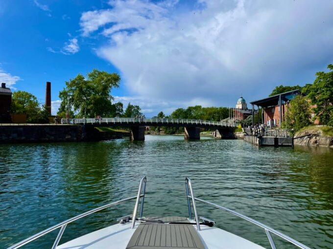 Helsinki: Private Boat Tour - Safety Guidelines