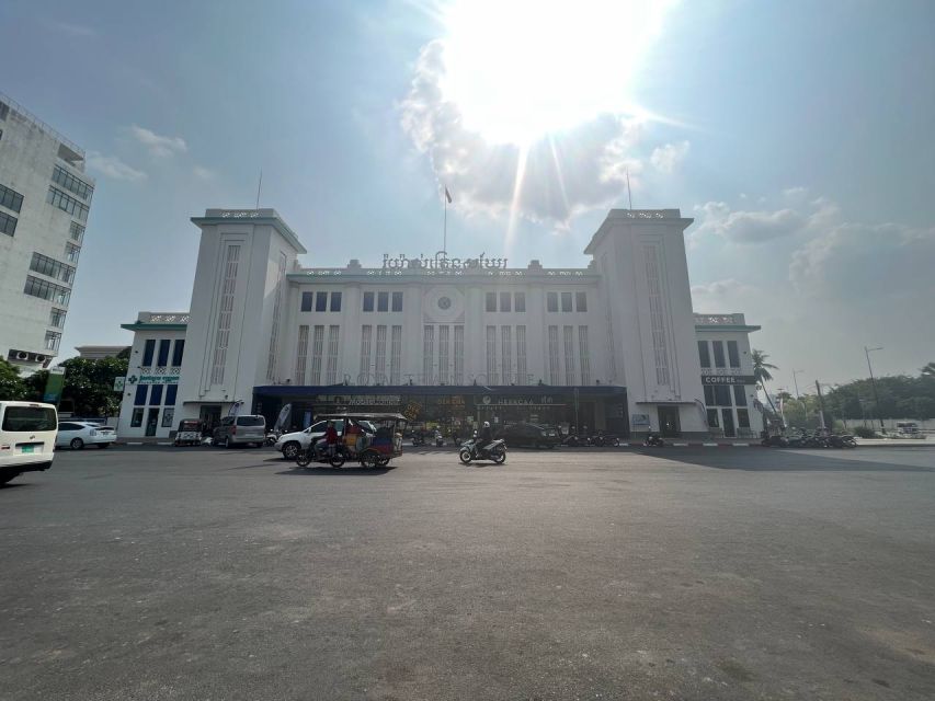 Heritage Tour of Phnom Penh in Electric Bus - Frequently Asked Questions