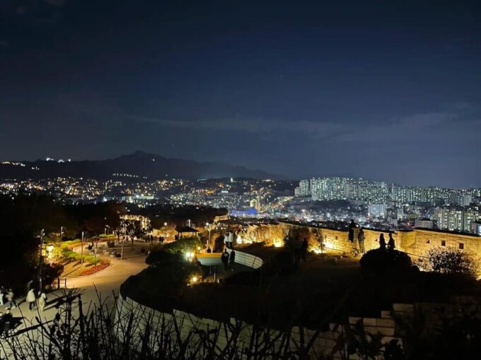 Hiking and Tasting Local Cuisine at Seoul Fortress - Meeting Location and Schedule