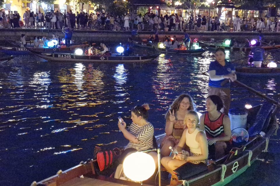 Hoi An: Lantern Boat Ride & Release Lanterns - Important Information