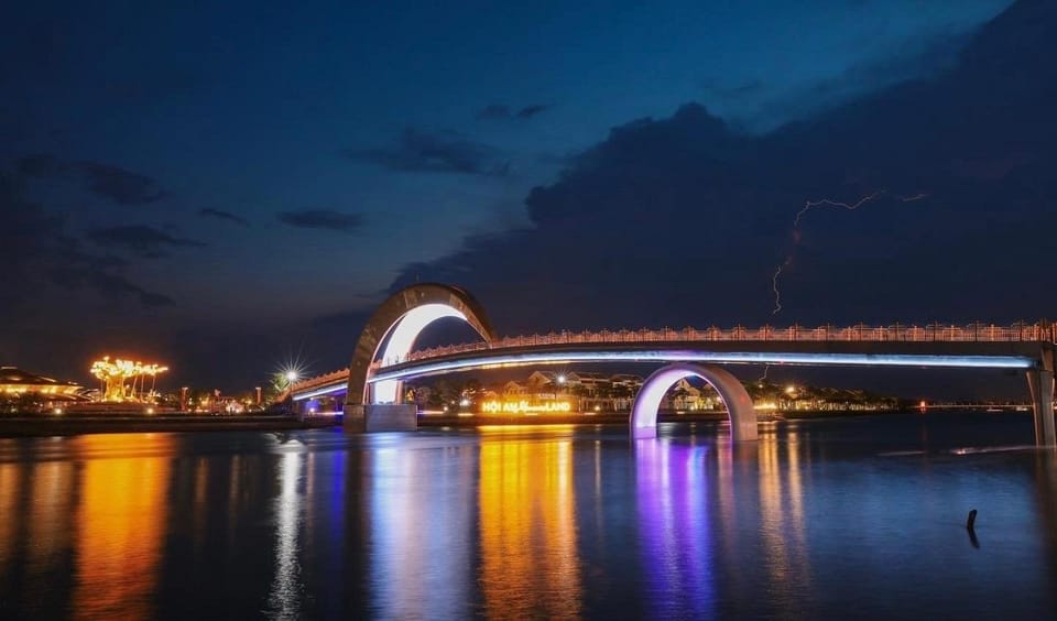 HOI AN : NIGHT BOAT TRIP WITH LANTERN - Inclusions and Amenities