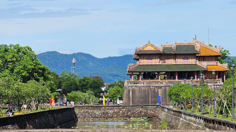 Hoi an to Hue Day Tour: Return Trip by Private Car - Lunch Experience