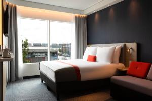 Holiday Inn Express Amsterdam - North Riverside, an IHG Hotel - Nearby Attractions