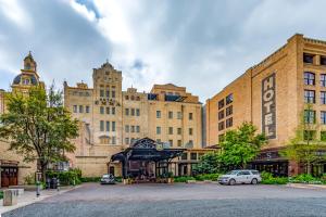 Hotel Emma at Pearl on the Riverwalk - Safety and Health Measures