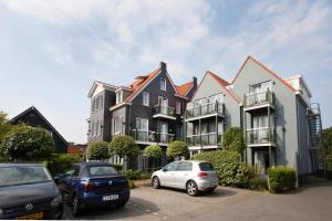 Hotel in Den Brouwery - Nearby Attractions and Cities