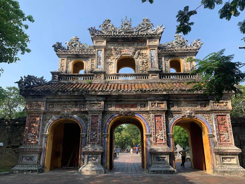 Hue: Fullday Private Car Tour With Citadel, Pagoda, and Tomb - Exploring the Imperial Citadel