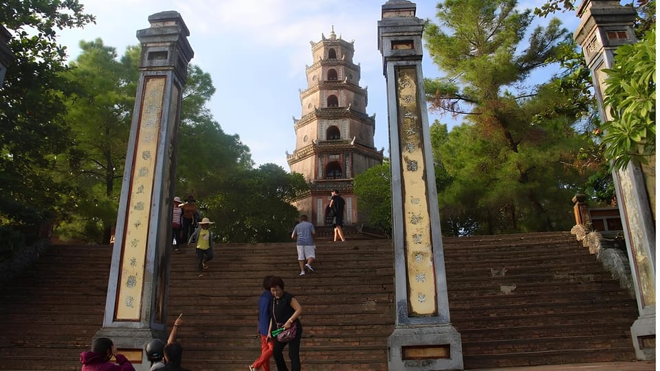 Hue Imperial City Group Tour With Lunch From Hoi An/Da Nang - Transportation Details