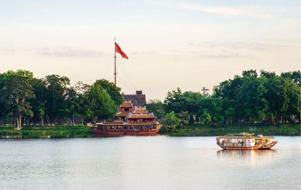 Hue Sunset: Dragon Boat Along Perfume River and Salt Coffee - Scenic Views