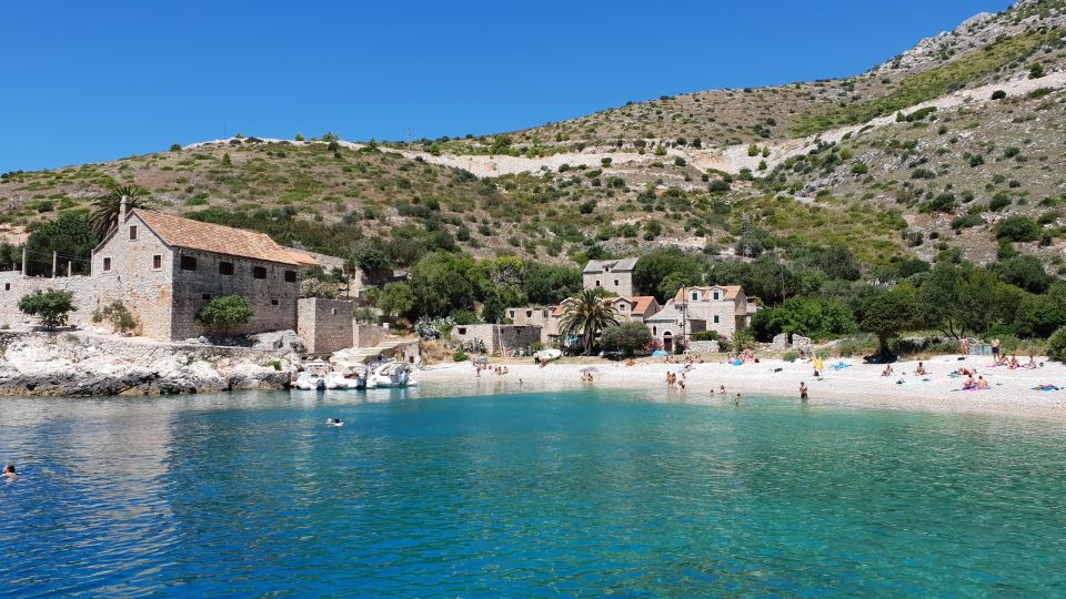 Hvar: Private Red Rocks and Pakleni Islands Speedboat Tour - Experience and Comfort