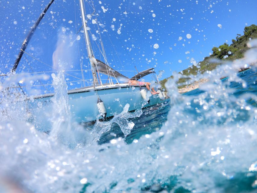 Hvar: Private Sailing Boat Trip With Swimming and Snorkeling - Customer Reviews and Ratings