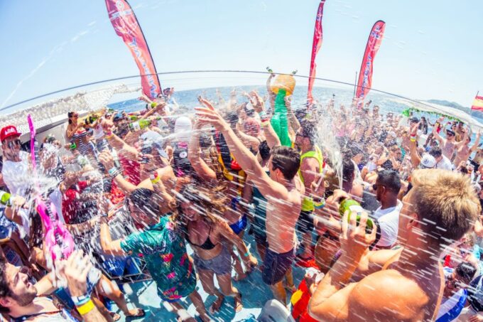 Ibiza: Afternoon Boat Party With Open Premium Bar - Age Requirement