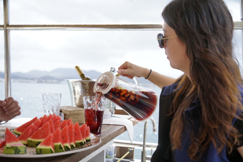 Ibiza: Scenic Cruise With Tapas and Drinks - Scenic Cruise Along Ibizas Coastline