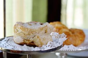 Iron Horse Inn - Booking Information