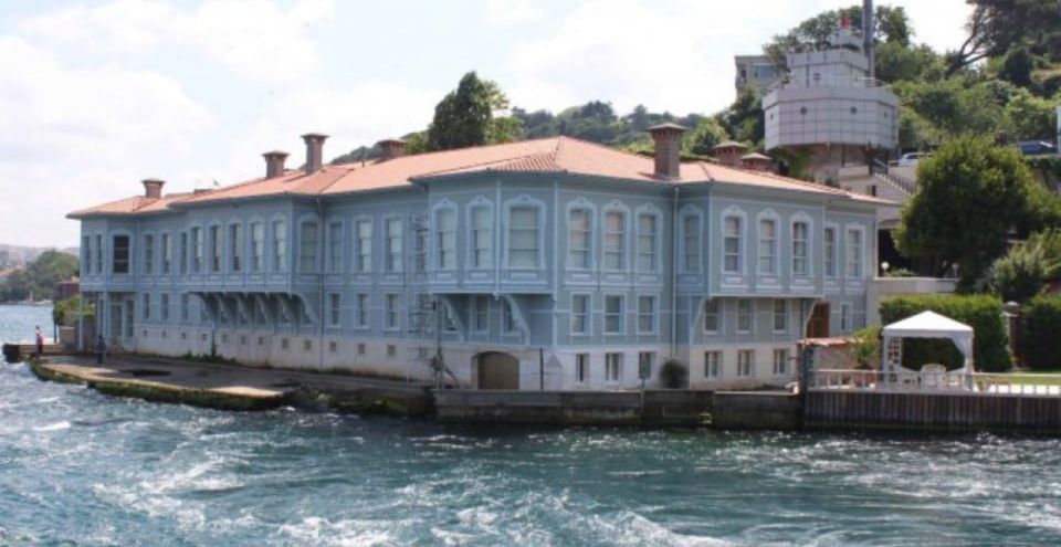 Istanbul: Bosphorus And Golden Horn Morning or Sunset Cruise - Best Time for a Cruise