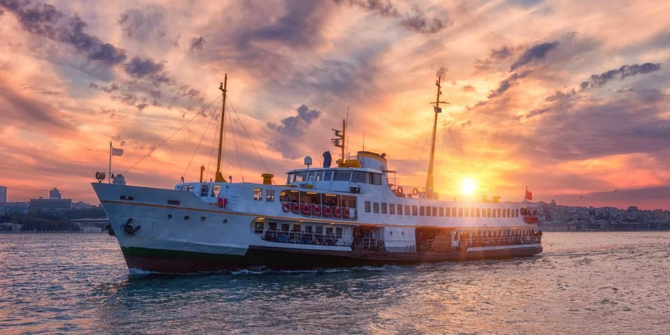 Istanbul: Bosphorus Morning/Sunset Cruise With Optional Stop - Tour Logistics