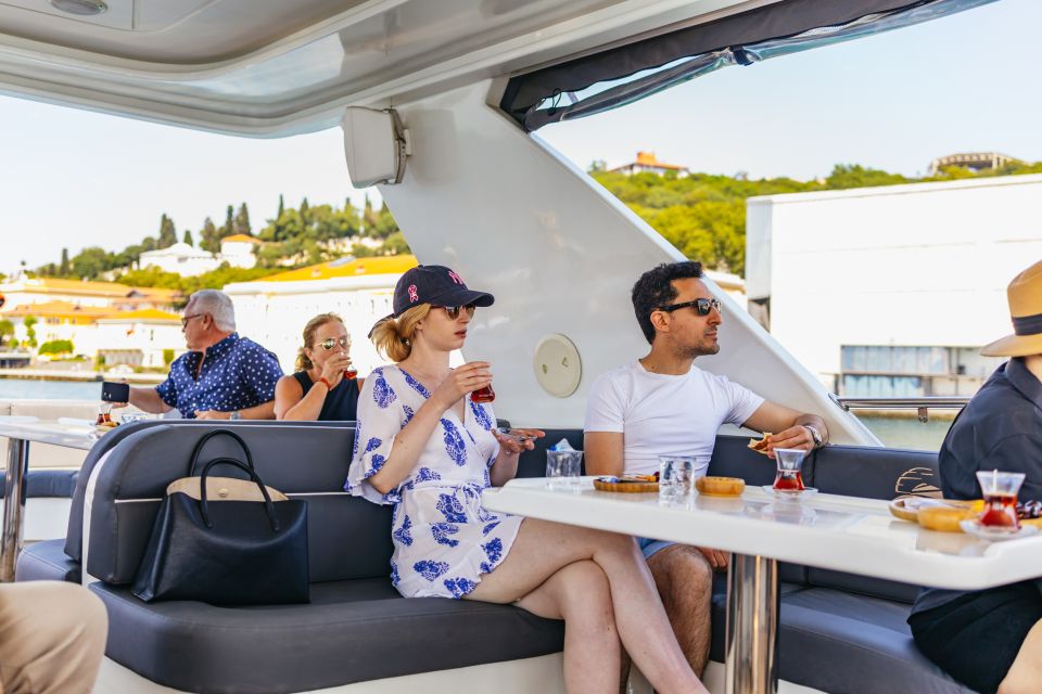 Istanbul: Bosphorus Yacht Cruise With Stopover on Asian Side - Customer Ratings