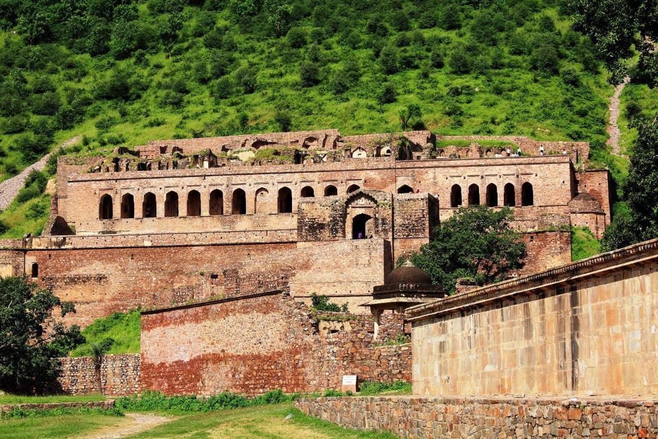 Jaipur: All Inclusive Chand Baori & Bhangarh Fort Tour - Inclusions and Exclusions