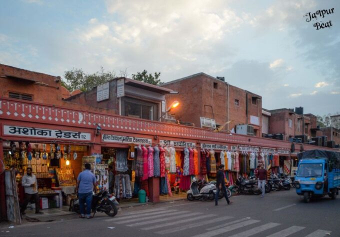 Jaipur: Private Shopping Tour by Tuk Tuk - Inclusions and Amenities