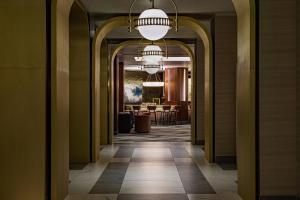 JW Marriott Atlanta Buckhead - Dining Options and Services