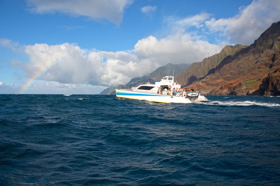 Kauai: Napali Sunset Dinner Cruise - Participation Guidelines