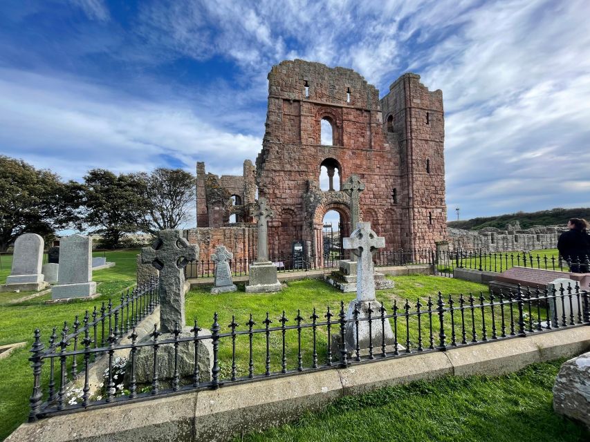 Kingdoms & Keeps: From Holy Island to Harry Potter - Galashiels: A Medieval Market Town