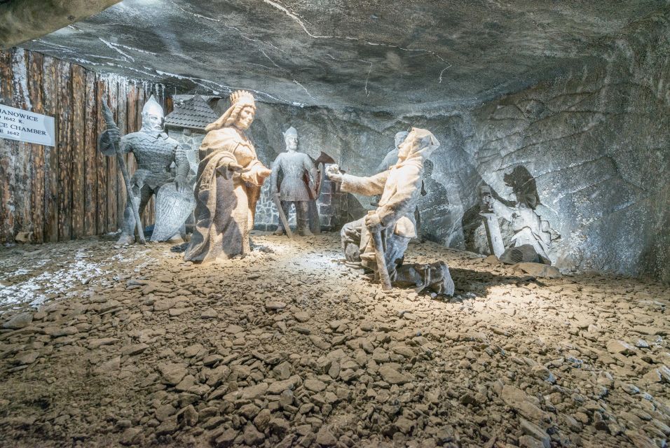 Krakow and Wieliczka Salt Mine Tour From Warsaw - Important Information